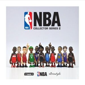 MINDstyle x Coolrain Studios NBA Collector Dwight Howard Lakers No.12